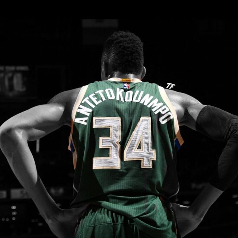 Atmospheric image of Giannis Antetokounmpo